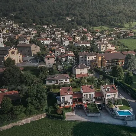 Ginevra Colico - Piscina Vista Di Carriola